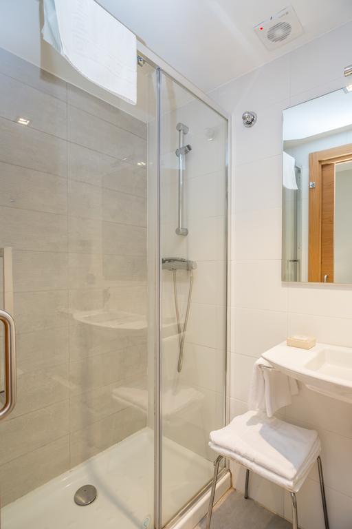Pension Altair San Sebastian Ruang foto
